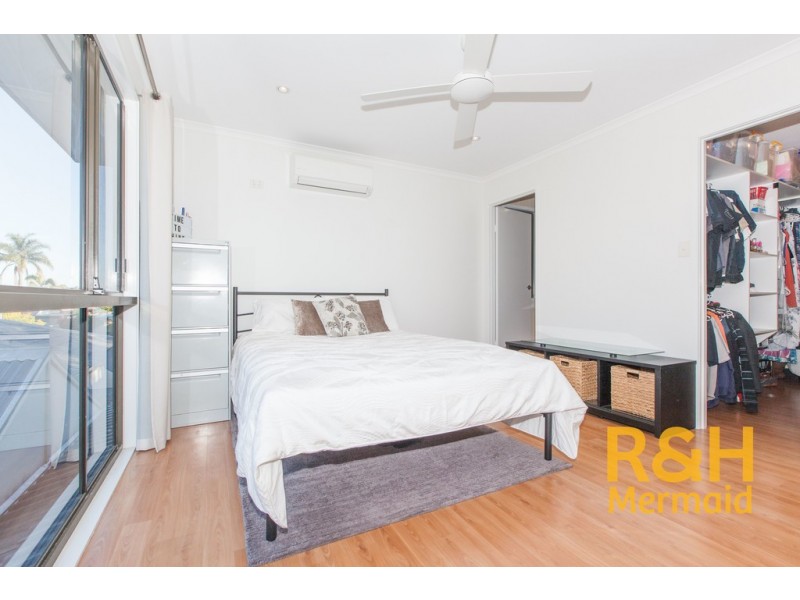 4 WILD DUCK DRIVE, Mermaid Waters QLD 4218