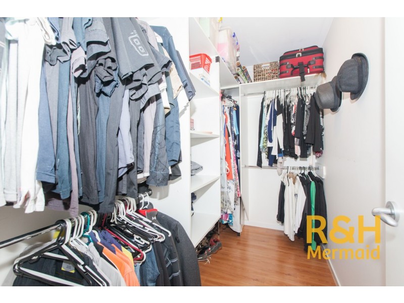 4 WILD DUCK DRIVE, Mermaid Waters QLD 4218