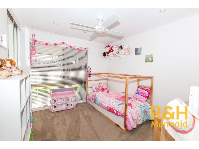 4 WILD DUCK DRIVE, Mermaid Waters QLD 4218