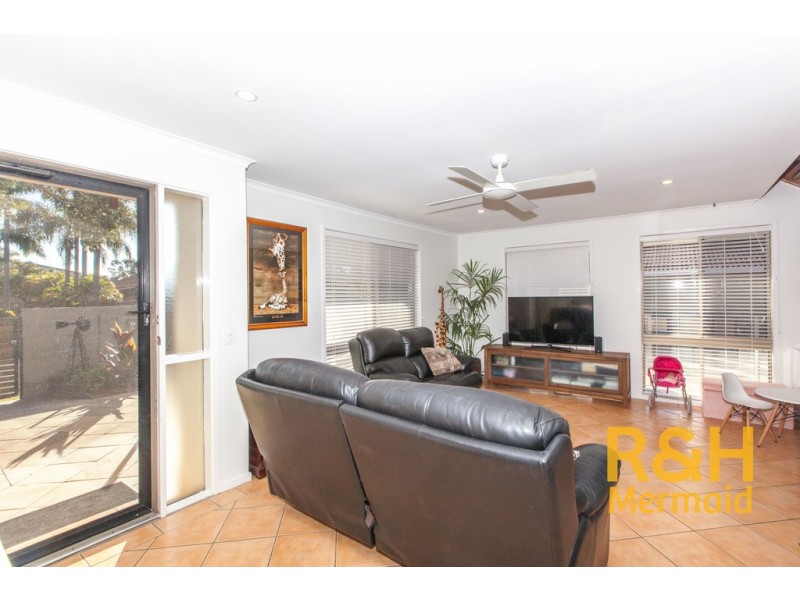 4 WILD DUCK DRIVE, Mermaid Waters QLD 4218