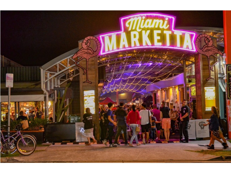 8/3 Redondo Avenue, Miami QLD 4220