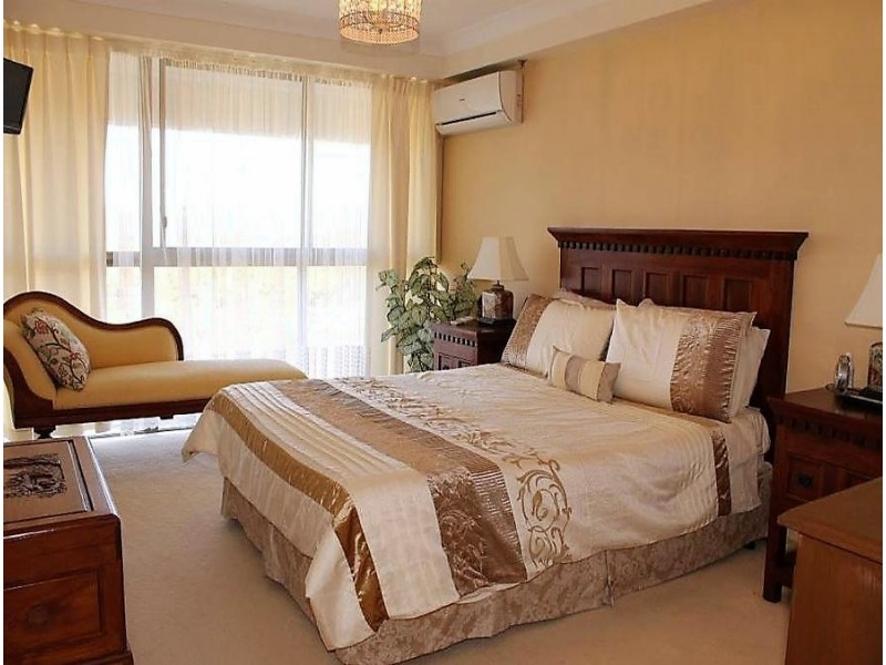 53/45 Hayle Street, Burleigh Heads QLD 4220