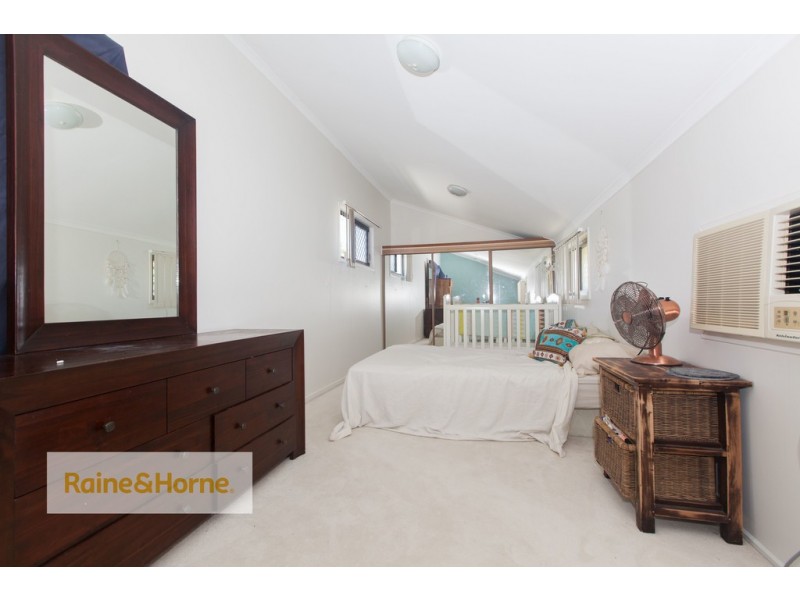 64/30 SPORTSMAN AVENUE, Mermaid Beach QLD 4218