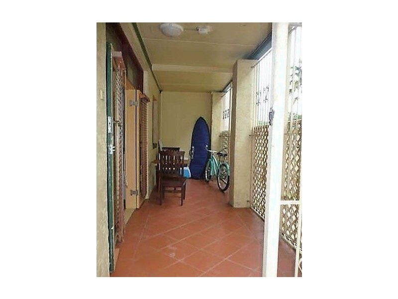 2/1929 GOLD COAST HIGHWAY, Burleigh Heads QLD 4220