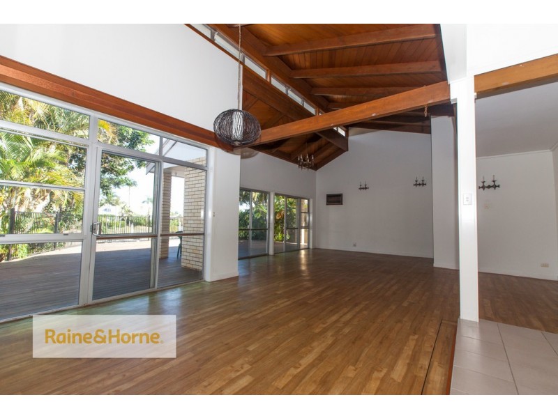 14 LA SCALA COURT, Surfers Paradise QLD 4217