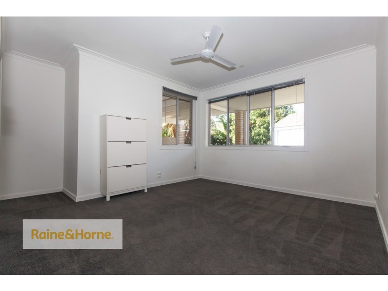 14 LA SCALA COURT, Surfers Paradise QLD 4217