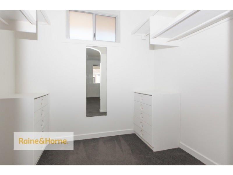 14 LA SCALA COURT, Surfers Paradise QLD 4217