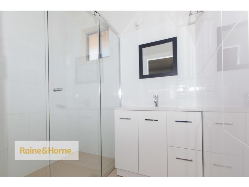 14 LA SCALA COURT, Surfers Paradise QLD 4217