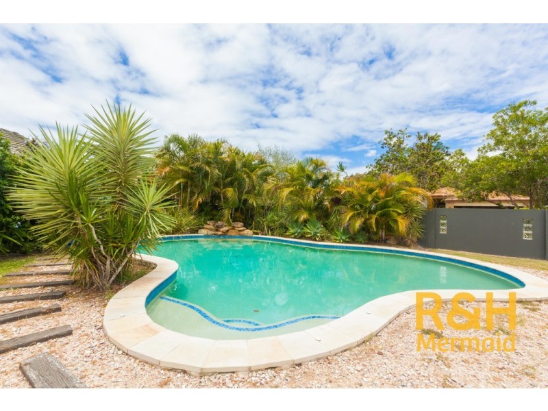 23 OTTELIA DRIVE, Elanora QLD 4221