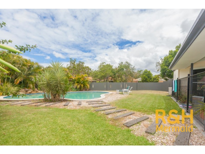 23 OTTELIA DRIVE, Elanora QLD 4221