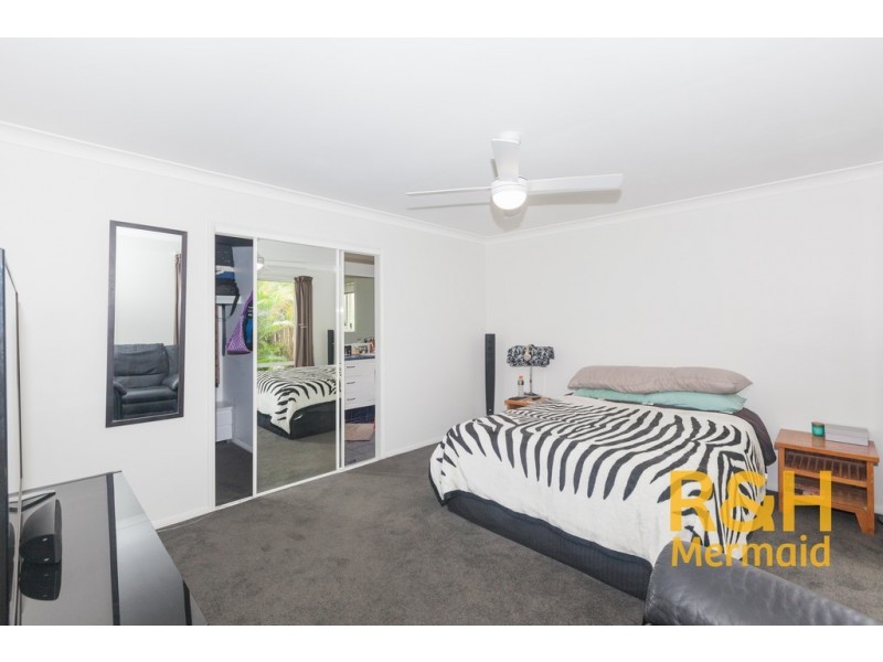 23 OTTELIA DRIVE, Elanora QLD 4221