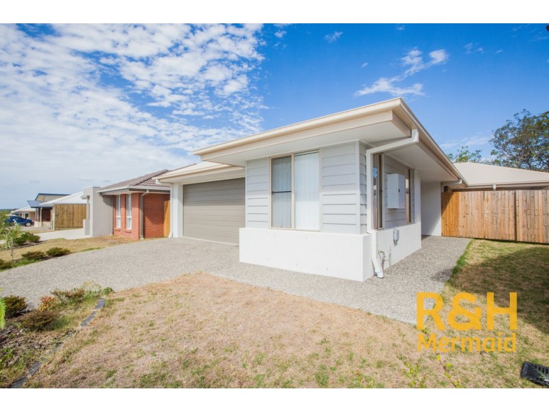 34 MIEKA CRESCENT, Pimpama QLD 4209