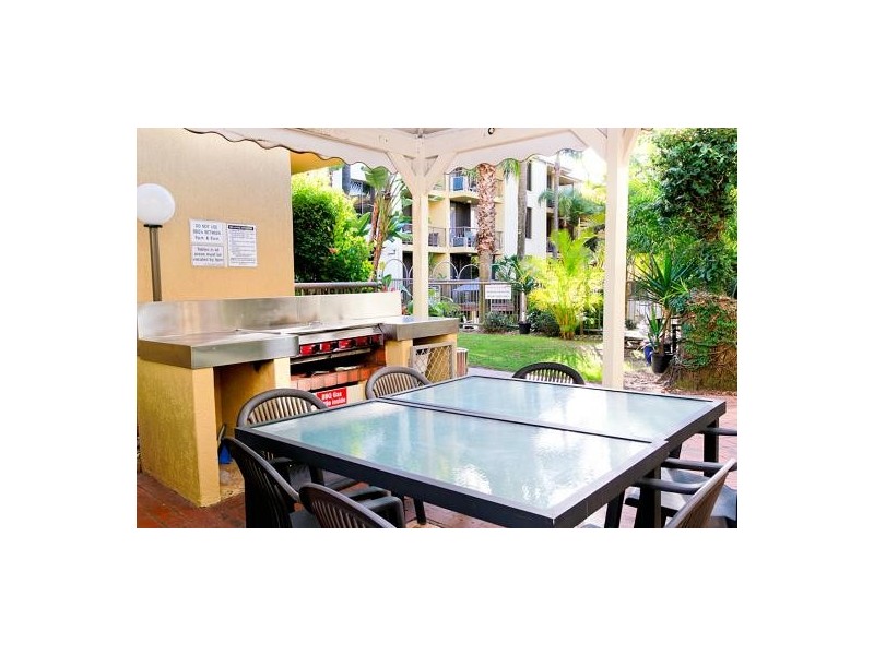 2/1921 GOLD COAST HIGHWAY, Burleigh Heads QLD 4220