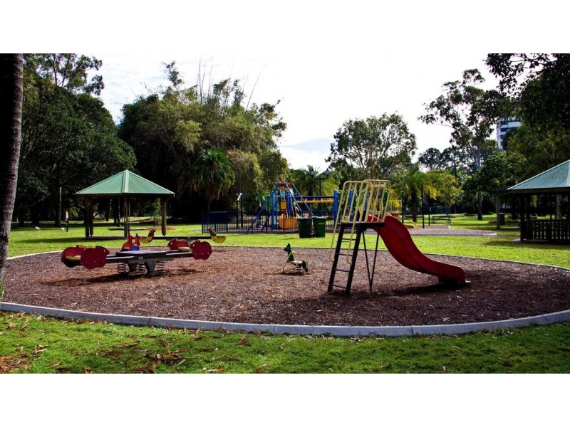 5/26-28 Monaco Street, Surfers Paradise QLD 4217