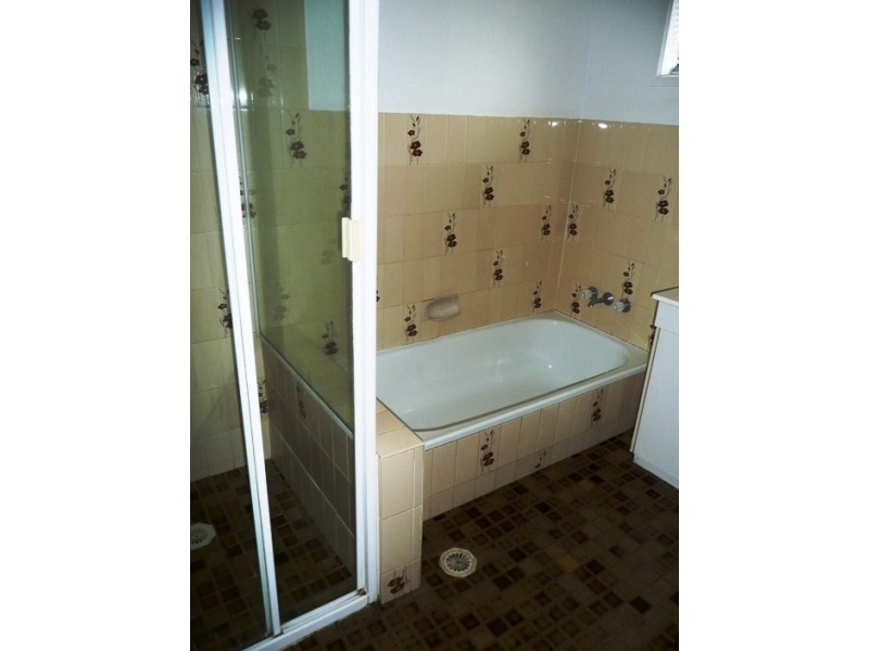 57 Honeyeater Drive, Burleigh Waters QLD 4220