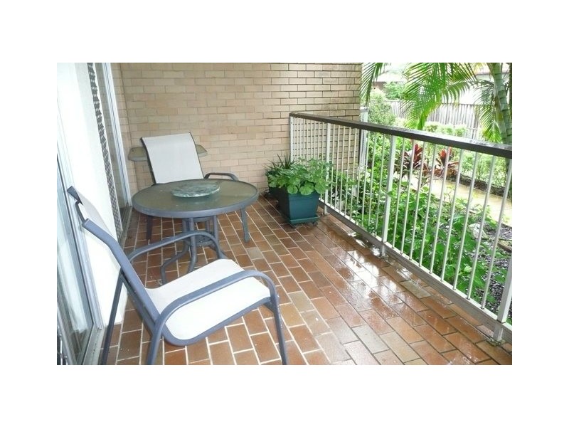 2/33 Ventura Road, Mermaid Beach QLD 4218