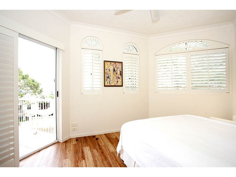 Unit 6 – 12 Venice Street, Mermaid Beach QLD 4218