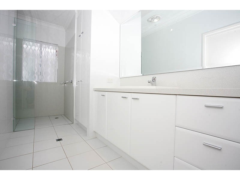 Unit 6 – 12 Venice Street, Mermaid Beach QLD 4218