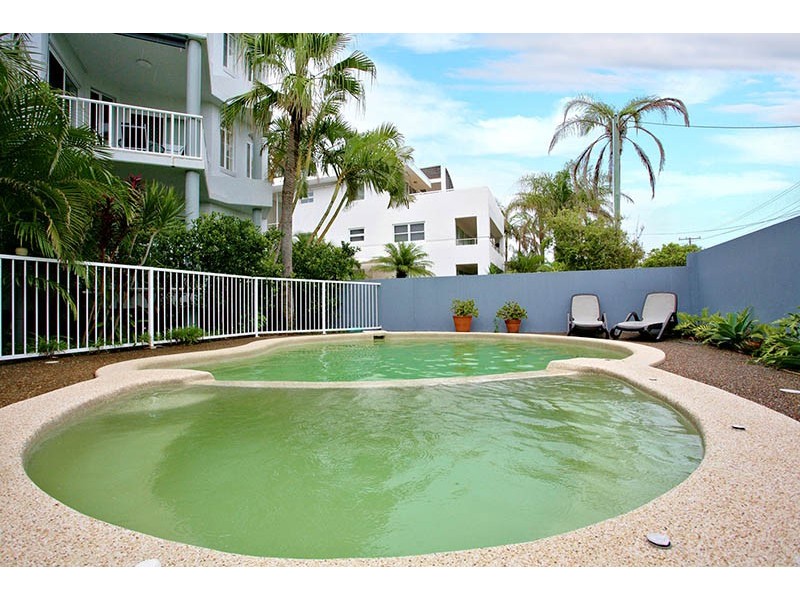 Unit 6 – 12 Venice Street, Mermaid Beach QLD 4218