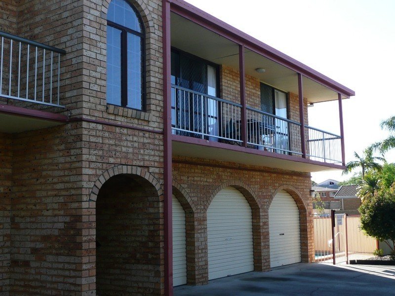 6/3 Angie Court, Mermaid Waters QLD 4218