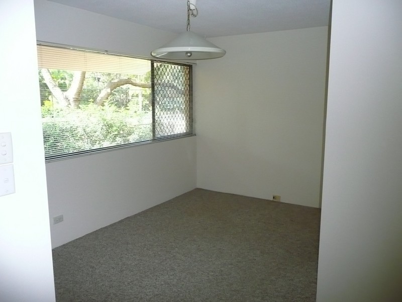 1/20 Rudd Street, Broadbeach Waters QLD 4218