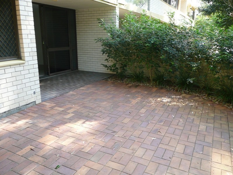 1/20 Rudd Street, Broadbeach Waters QLD 4218