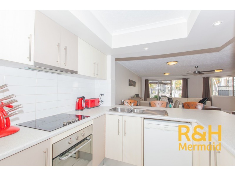 60/2320 GOLD COAST HIGHWAY, Mermaid Beach QLD 4218