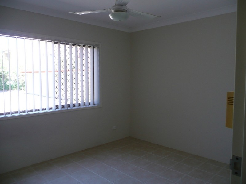 1/54 Karbunya Street, Mermaid Waters QLD 4218