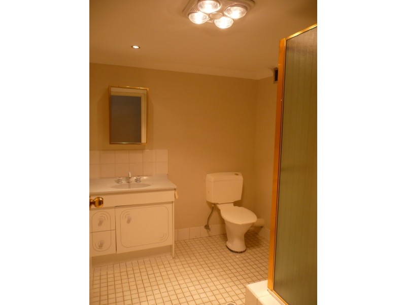 1/54 Karbunya Street, Mermaid Waters QLD 4218