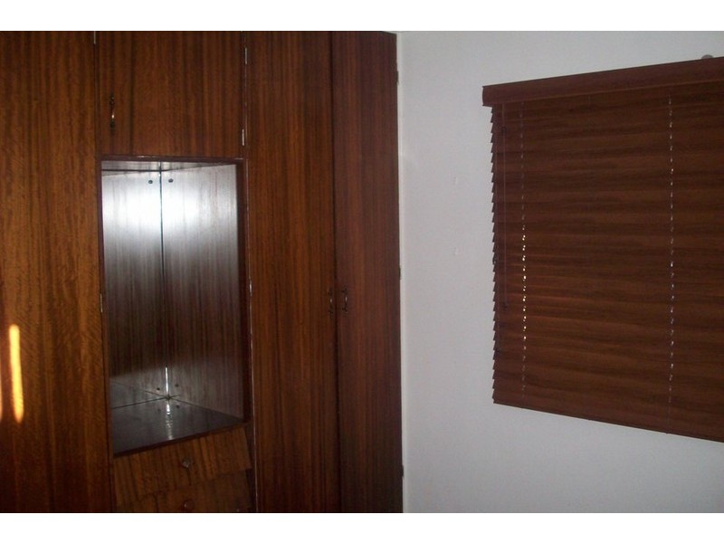 1/10 Adori Street, Chevron Island QLD 4217