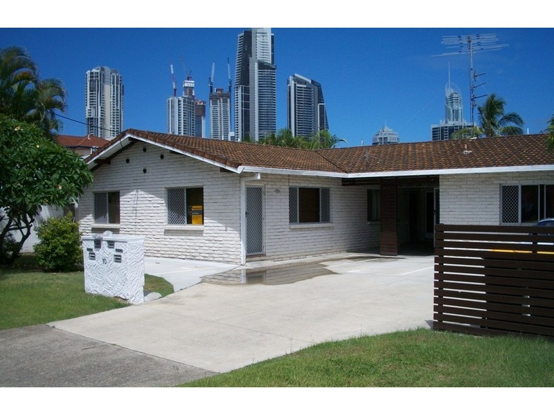 3/10 Adori Street, Chevron Island QLD 4217