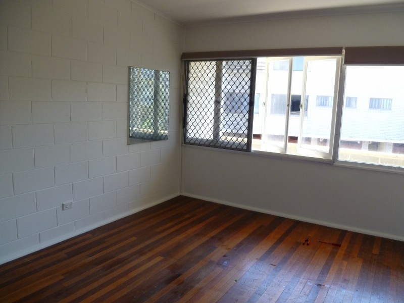 3/9 Mermaid Avenue, Mermaid Beach QLD 4218