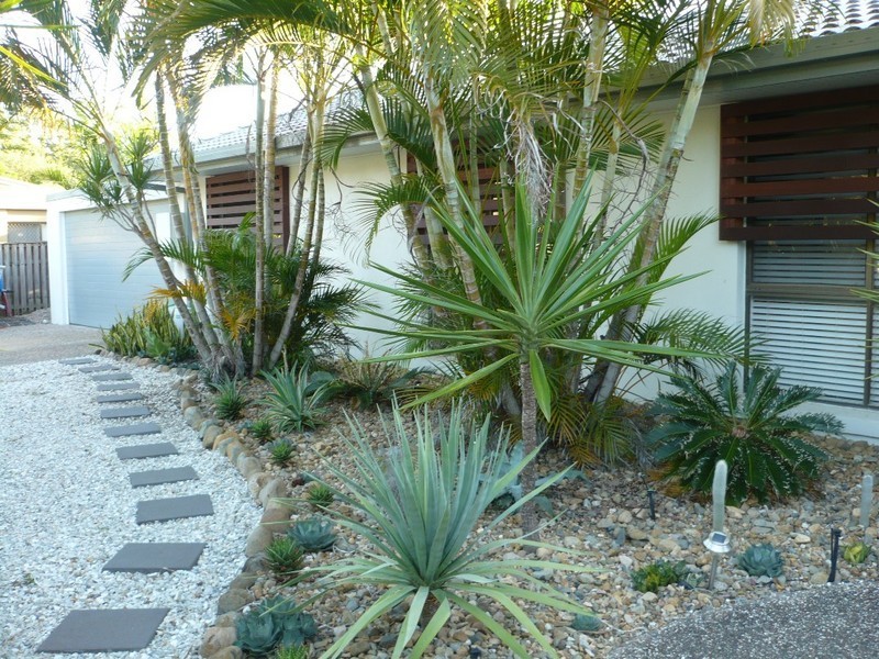 31 Lancelin Drive, Mermaid Waters QLD 4218