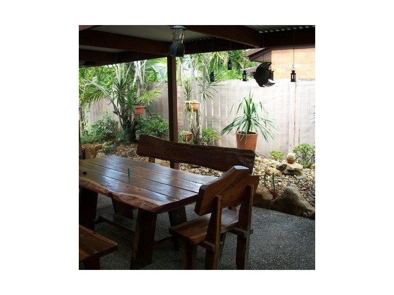 31 Lancelin Drive, Mermaid Waters QLD 4218