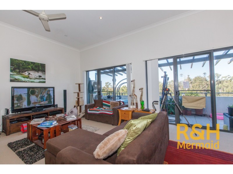 72/2 ACACIA COURT, Robina QLD 4226