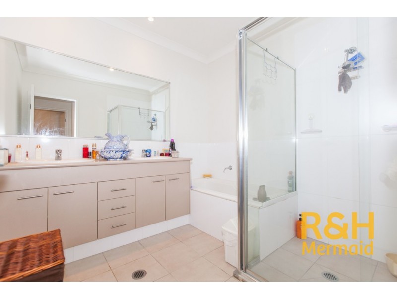 72/2 ACACIA COURT, Robina QLD 4226