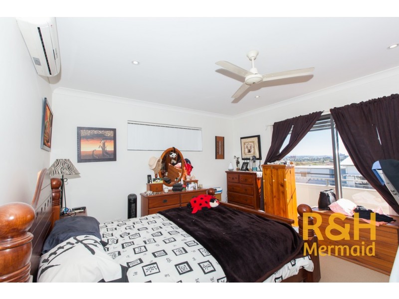 72/2 ACACIA COURT, Robina QLD 4226