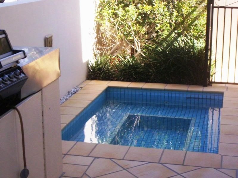 146A Hedges Avenue, Mermaid Beach QLD 4218