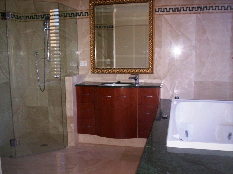 146A Hedges Avenue, Mermaid Beach QLD 4218