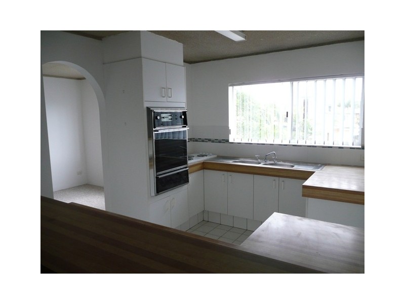 8/2 Nagel Avenue, Miami QLD 4220
