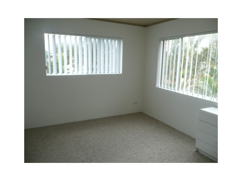 8/2 Nagel Avenue, Miami QLD 4220