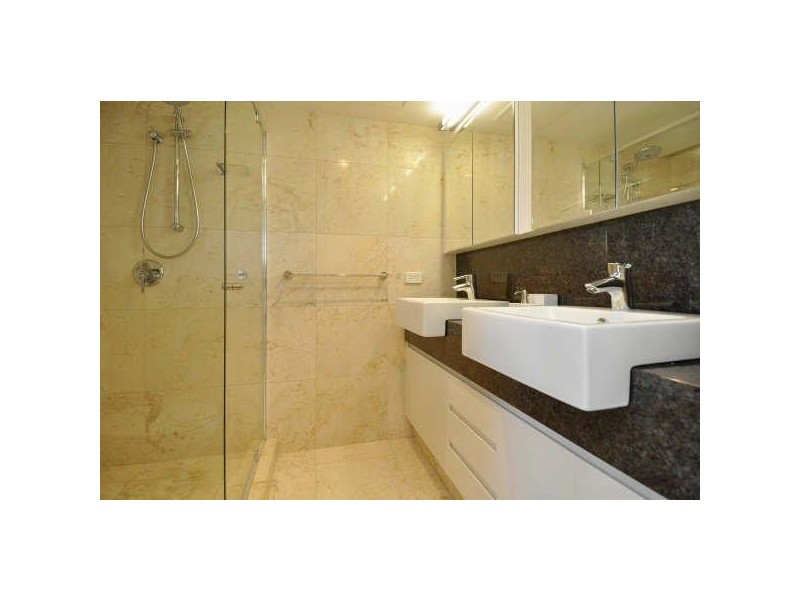 8/2 Lavarack Road, Mermaid Beach QLD 4218