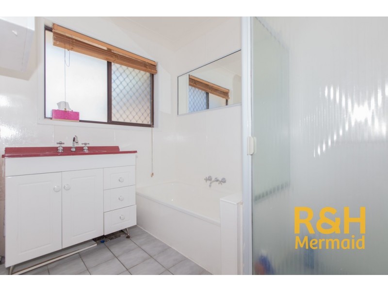 9 NYORA STREET, Southport QLD 4215