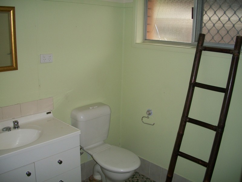 1/2293 Gold Coast Highway, Mermaid Beach QLD 4218