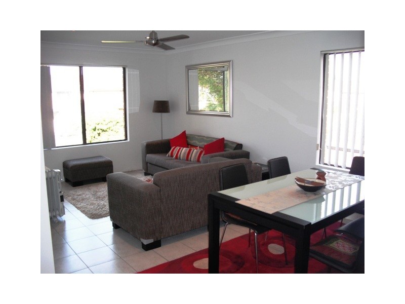 6/10 Aquila Court, Mermaid Waters QLD 4218