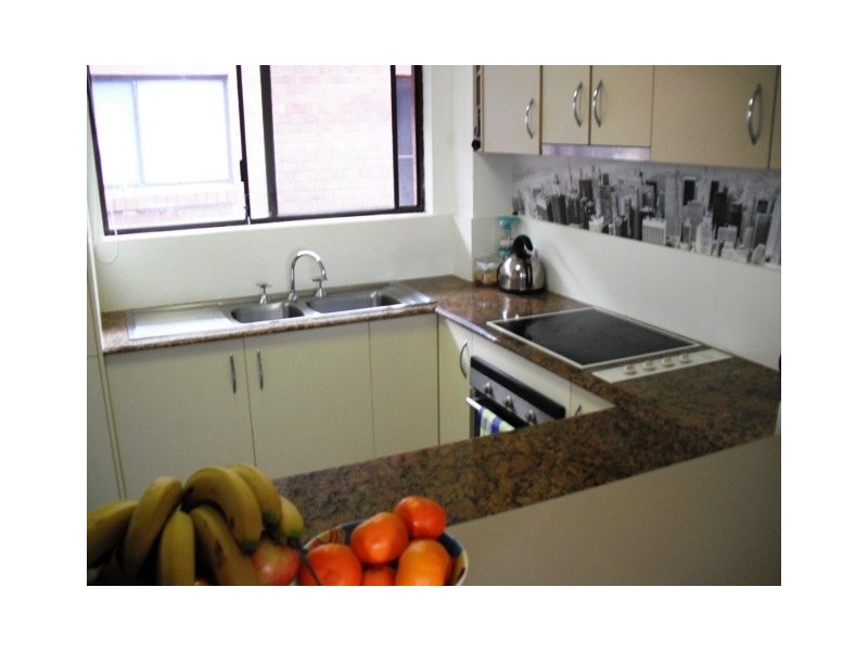 6/10 Aquila Court, Mermaid Waters QLD 4218