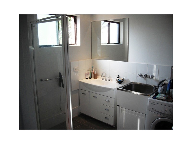 6/10 Aquila Court, Mermaid Waters QLD 4218