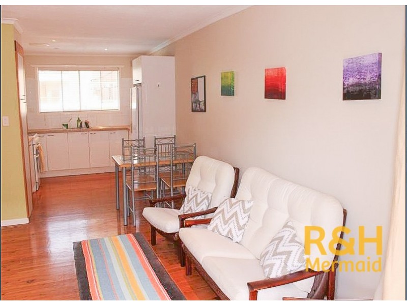 4/1929 GOLD COAST HIGHWAY, Burleigh Heads QLD 4220