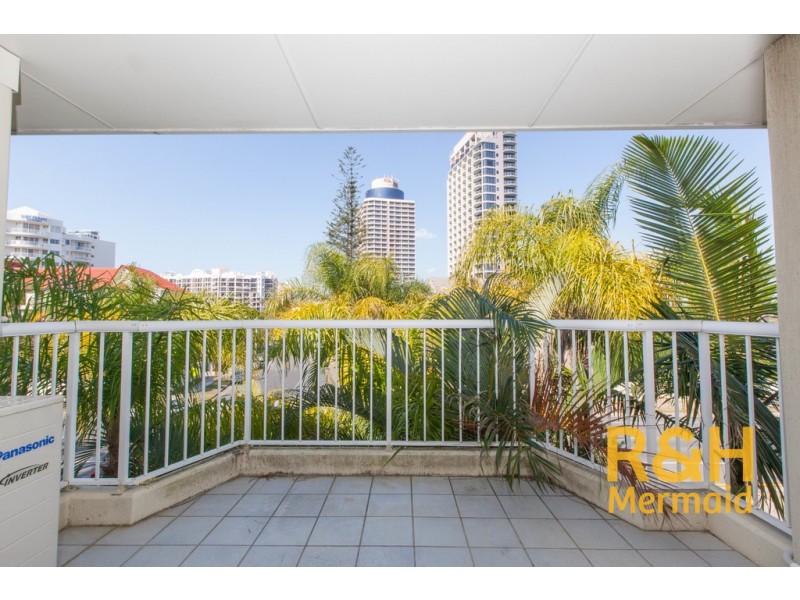 33/27 WHARF ROAD, Surfers Paradise QLD 4217