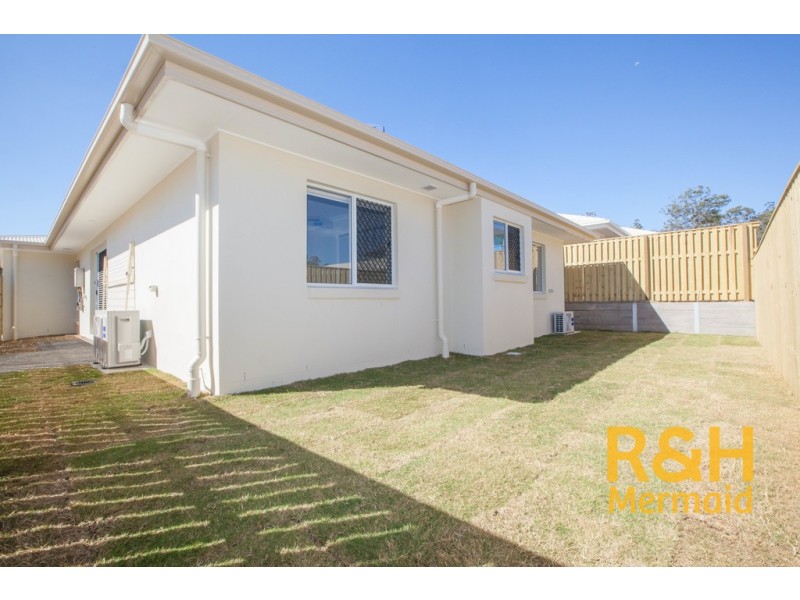 5 CUDMORE STREET, Pimpama QLD 4209
